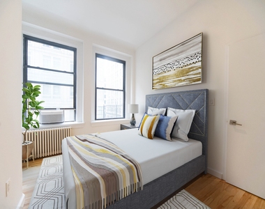 135 William Street - Photo Thumbnail 5