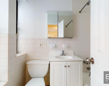 516 East 80th Street  - Photo Thumbnail 3