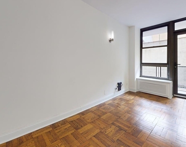 165 east 35th  - Photo Thumbnail 1