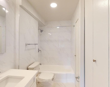 236 East 36th Street  - Photo Thumbnail 4