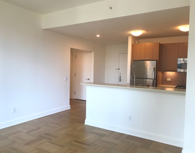400 West 63rd Street - Photo Thumbnail 6
