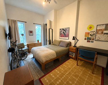 415 Rogers Avenue - Photo Thumbnail 5