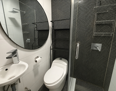415 Rogers Avenue - Photo Thumbnail 8