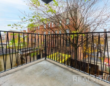 1406 Lincoln Pl - Photo Thumbnail 6