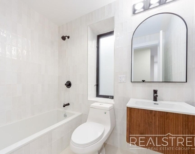 1406 Lincoln Pl - Photo Thumbnail 5