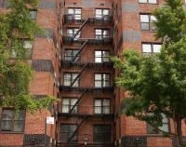 West 13th Street - Photo Thumbnail 11