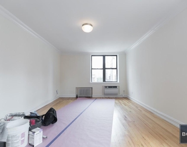 East 36th Street - Photo Thumbnail 3