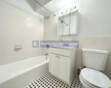 33 North Third Ave - Photo Thumbnail 3