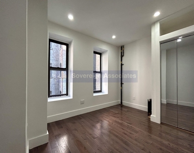 4 Saint Nicholas Terrace - Photo Thumbnail 2