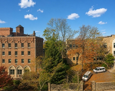 700 Fort Washington Avenue - Photo Thumbnail 5