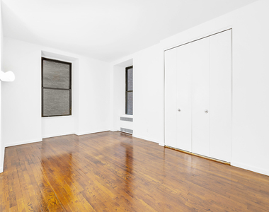 Madison Avenue - Photo Thumbnail 2