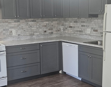 105 Ridge Road - Photo Thumbnail 4