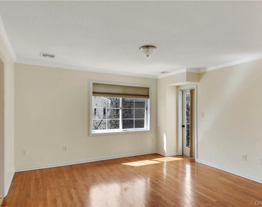 5 Crosby Place - Photo Thumbnail 11
