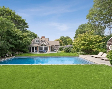 20 Quogue Street - Photo Thumbnail 27