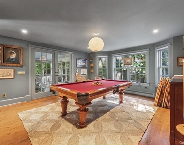 20 Quogue Street - Photo Thumbnail 6
