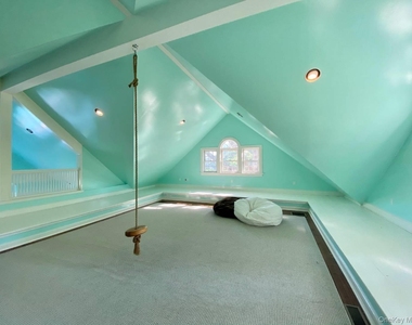 20 Quogue Street - Photo Thumbnail 22