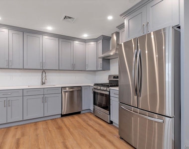 62 South Street - Photo Thumbnail 7