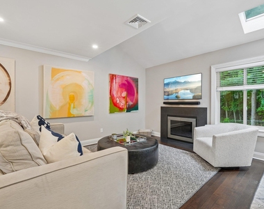 159 Birchwood Close - Photo Thumbnail 3