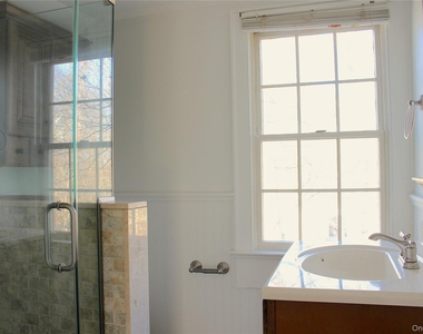 66 Scudder Place - Photo Thumbnail 8