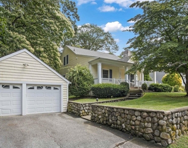 66 Scudder Place - Photo Thumbnail 1