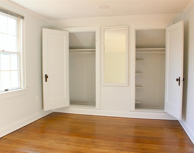 66 Scudder Place - Photo Thumbnail 4