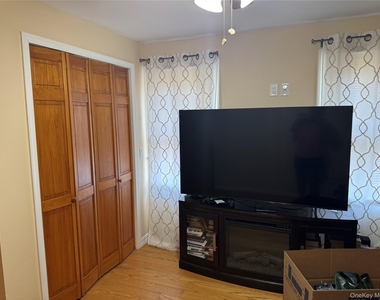 3369 Bay Front Drive - Photo Thumbnail 8