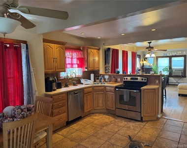 3369 Bay Front Drive - Photo Thumbnail 4