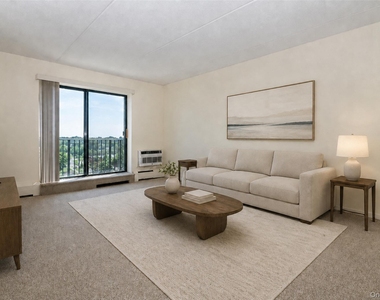 123 Mamaroneck Avenue - Photo Thumbnail 6