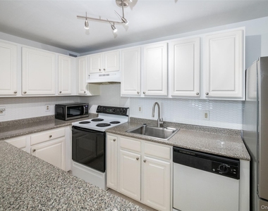 123 Mamaroneck Avenue - Photo Thumbnail 10