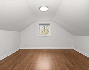 517 Walnut Street - Photo Thumbnail 24