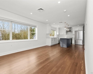 517 Walnut Street - Photo Thumbnail 16