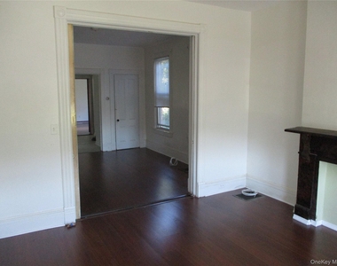 33 Bayview Terrace Unit 1 - Photo Thumbnail 4