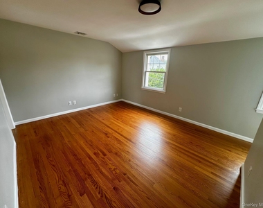 21 Batavia Place - Photo Thumbnail 22
