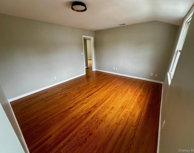 21 Batavia Place - Photo Thumbnail 21