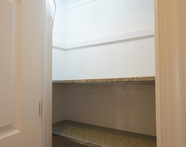 59 Troy Avenue - Photo Thumbnail 16