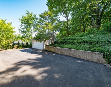 24 Soundview Road - Photo Thumbnail 19
