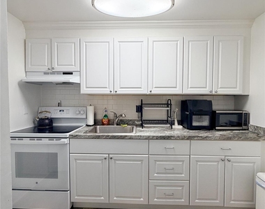 1143 E Main Street - Photo Thumbnail 2