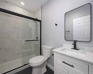 126 Innis Avenue - Photo Thumbnail 5