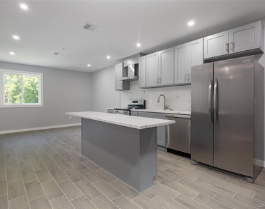 126 Innis Avenue - Photo Thumbnail 1