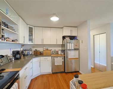 3 Brook Drive - Photo Thumbnail 7