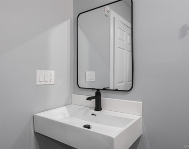 126 Innis Avenue - Photo Thumbnail 6