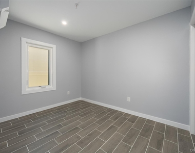 126 Innis Avenue - Photo Thumbnail 4