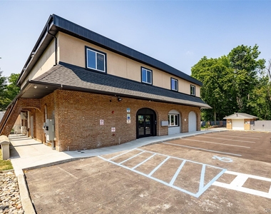 126 Innis Avenue - Photo Thumbnail 11