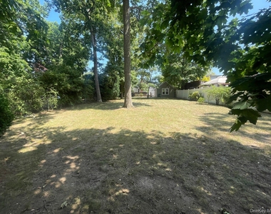 1760 Slocum Street - Photo Thumbnail 11