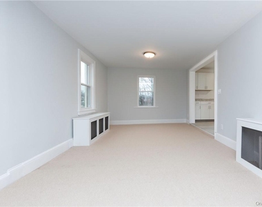 167 Brook Street - Photo Thumbnail 10