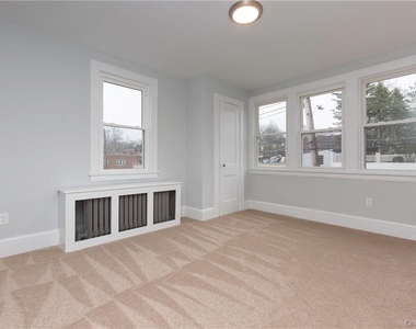 167 Brook Street - Photo Thumbnail 16