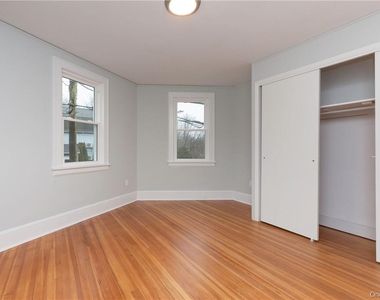 167 Brook Street - Photo Thumbnail 21