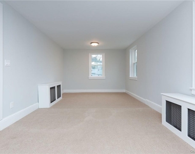 167 Brook Street - Photo Thumbnail 9