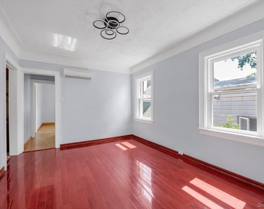 102-06 63 Avenue - Photo Thumbnail 4