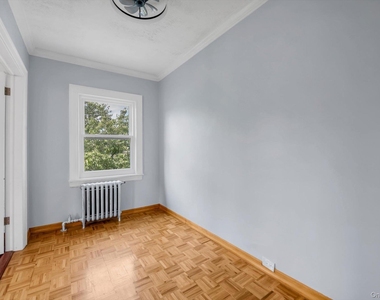 102-06 63 Avenue - Photo Thumbnail 13